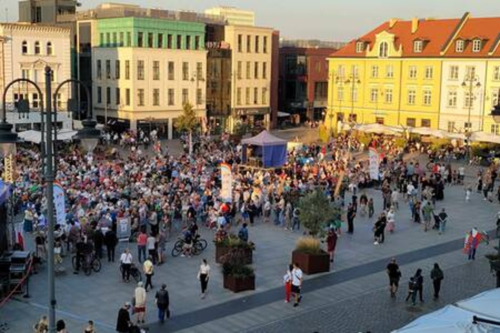 1.ECO WORLD POLAND PAWEŁ PISZCZEK  2.HejBydgoszcz.pl Pawel Piszczek - 30